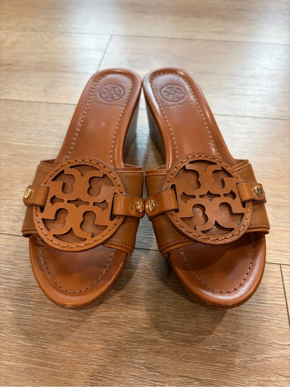 Tory Burch Patti Wedge Sandals Brown Leather Double T Logo Size 7